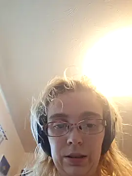 Little_Miss_Needy live