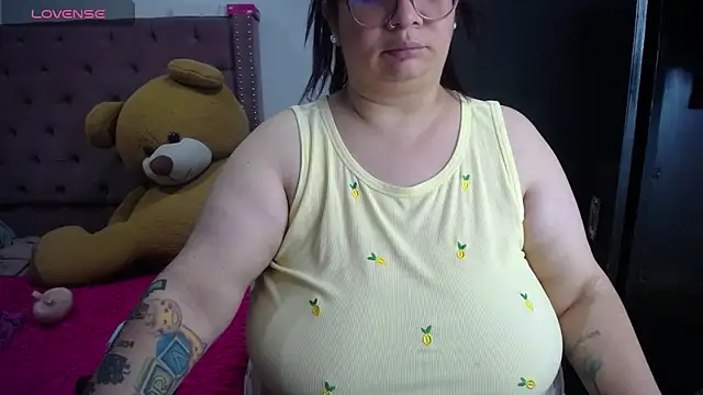 kattybbwbigboobs_ live
