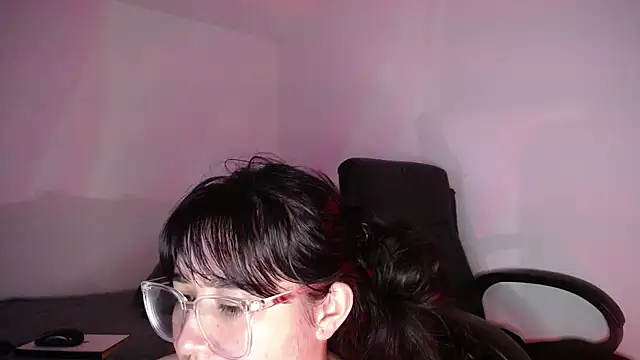 NewAgatha_Bolton live