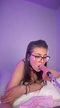 aurora_divine live