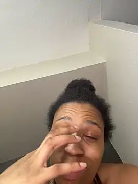 YeahhhitsBreezy live