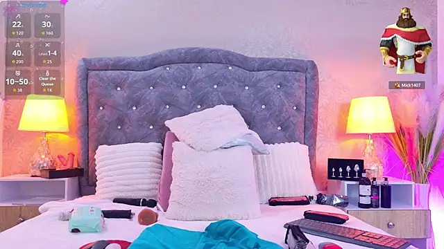 LiaTeylor live