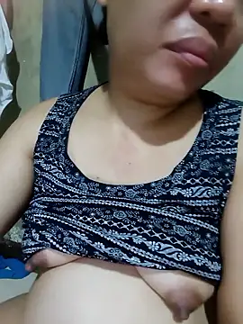 squirtshantal live