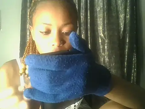 Prettyquueen live