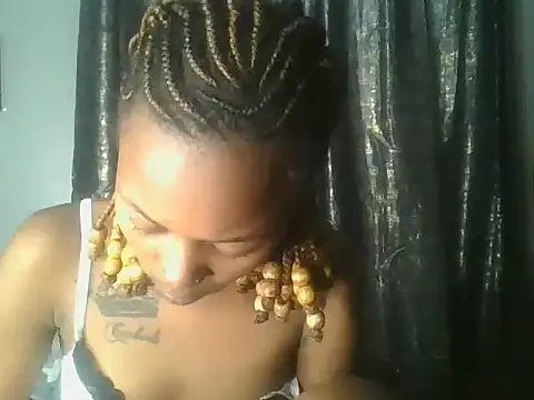Prettyquueen live