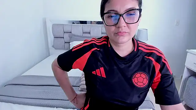 Camilaa_bueno live