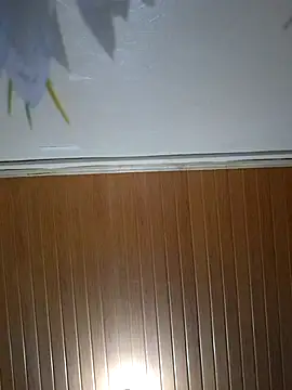Hotpetittey live
