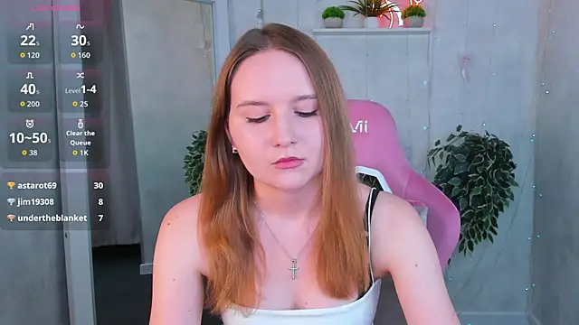 Emmaa_Kimm live