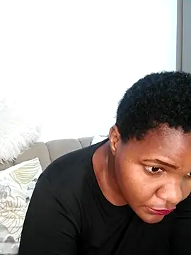 ChubbyBitch26 live