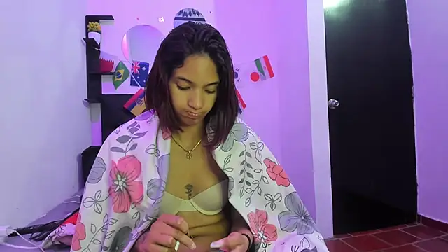 sapphire_brown20 live