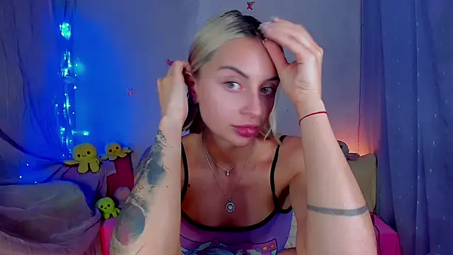 YourLizzyDoll live