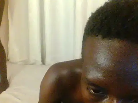 Goldy_petite live
