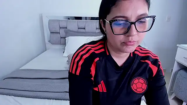 Camilaa_bueno live