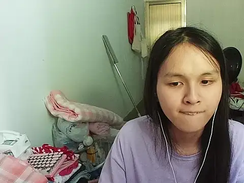 RebelAura live