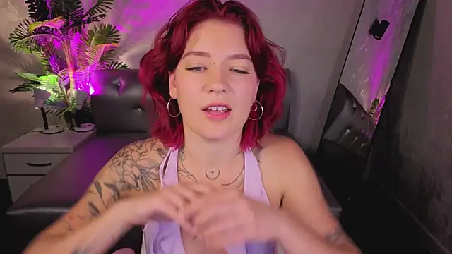 Nikki_Gringer live