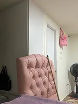 SarahCastro1_ live
