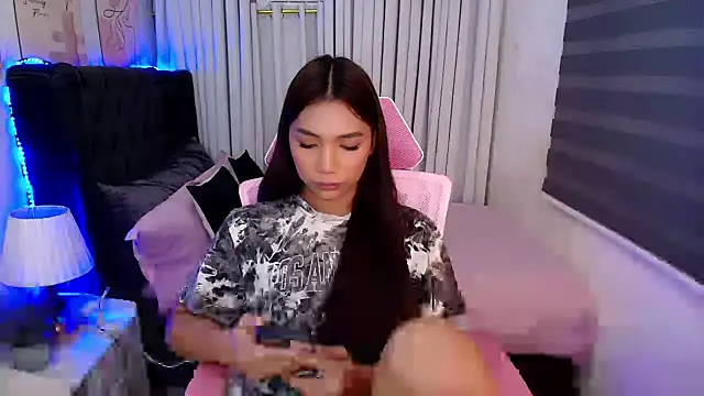 fuckingnaughtyjade live