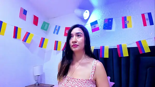 VictoriaRouge_ live