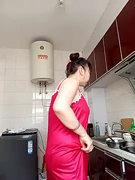 lucy-698 live