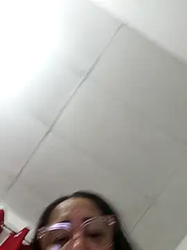 adrianahot51 live