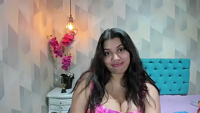 LindaBreeS live