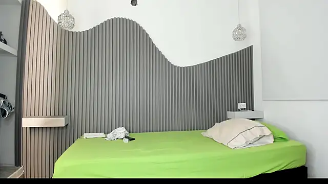Rose_blonde__ live