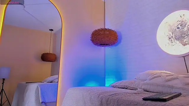 Benjamin_More live
