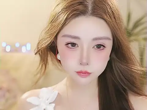 Qiaoqiao__ live