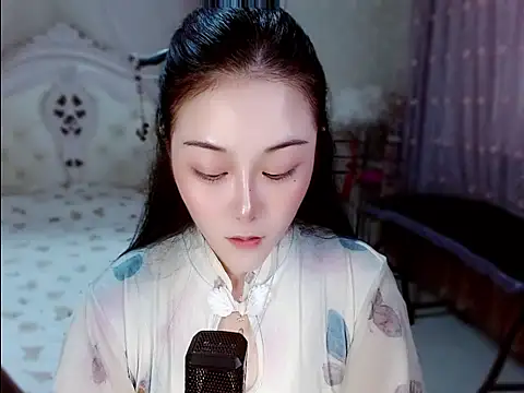 Amy-cnbaby live