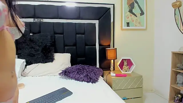 Tiana_moon live