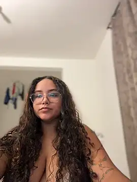 CurlyGirl_1 live