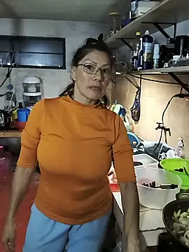 LaInsaciableIntensa live