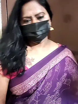 Meera_mia live