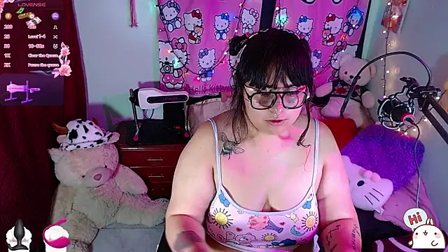 Lulu_Pup live