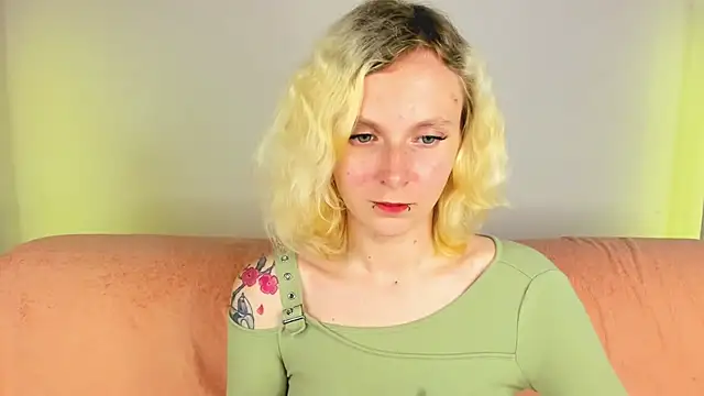 LikiLips live