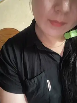 MayEva_ly live