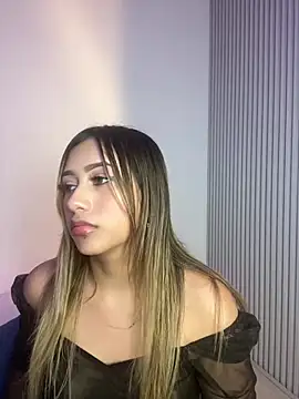MaddyStonee_ live