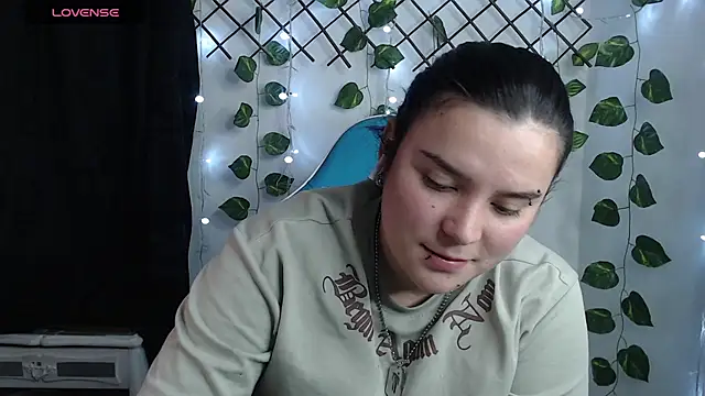 Nika_1_ live