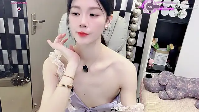 Yueyue-MM live