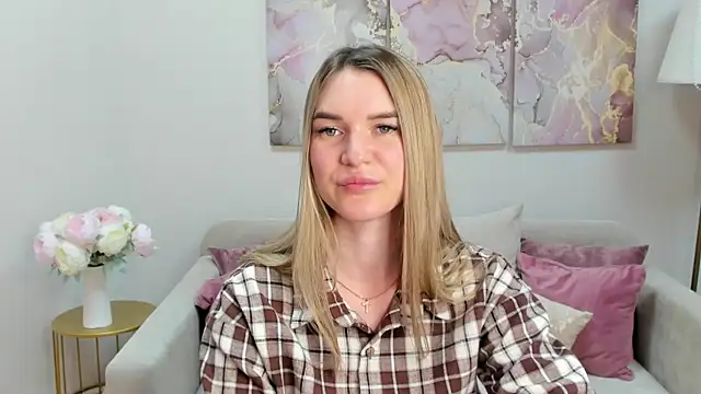 RoxyReignn live