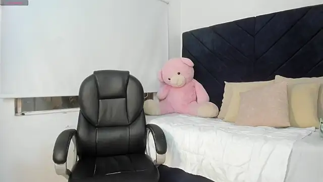 tatikanyx live
