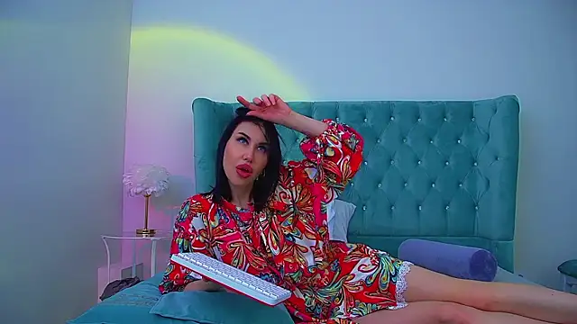 KaylaMous live
