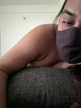 vaani_tyagi live