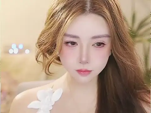 Qiaoqiao__ live