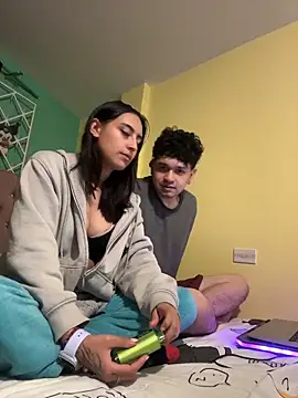 hotlatinocouple__ live