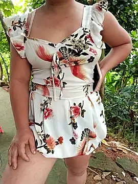 Lily_Henry live