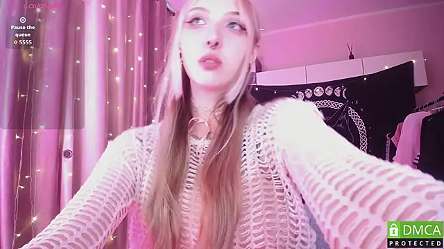 JustMeowGirl live