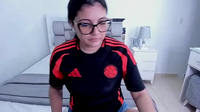 Camilaa_bueno live