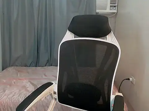 urcurlydiva live