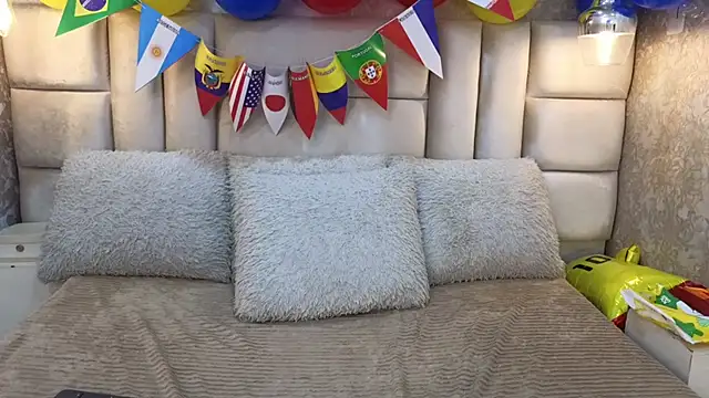 LadyMiax live